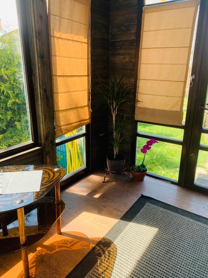 Martin Guest House Ventspils Buitenkant foto