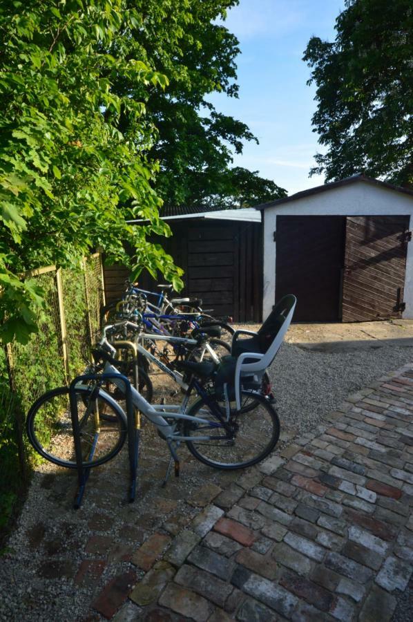 Martin Guest House Ventspils Buitenkant foto