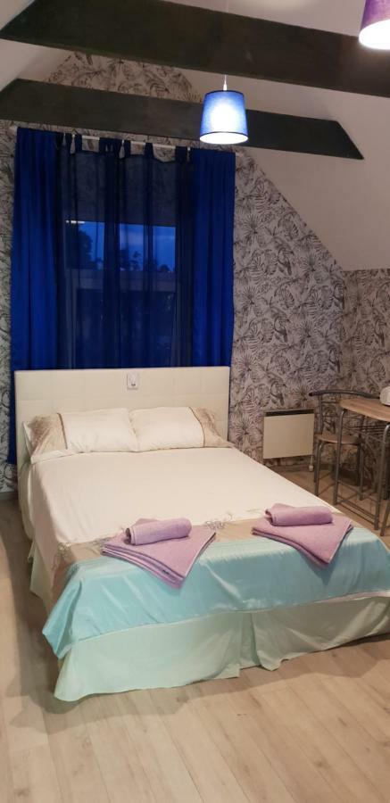 Martin Guest House Ventspils Buitenkant foto